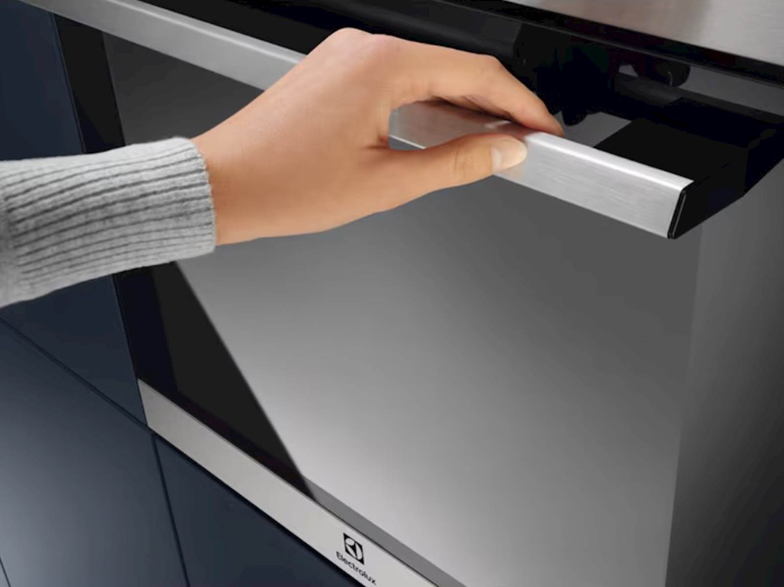 Električna pećnica Electrolux EOF3H40BX