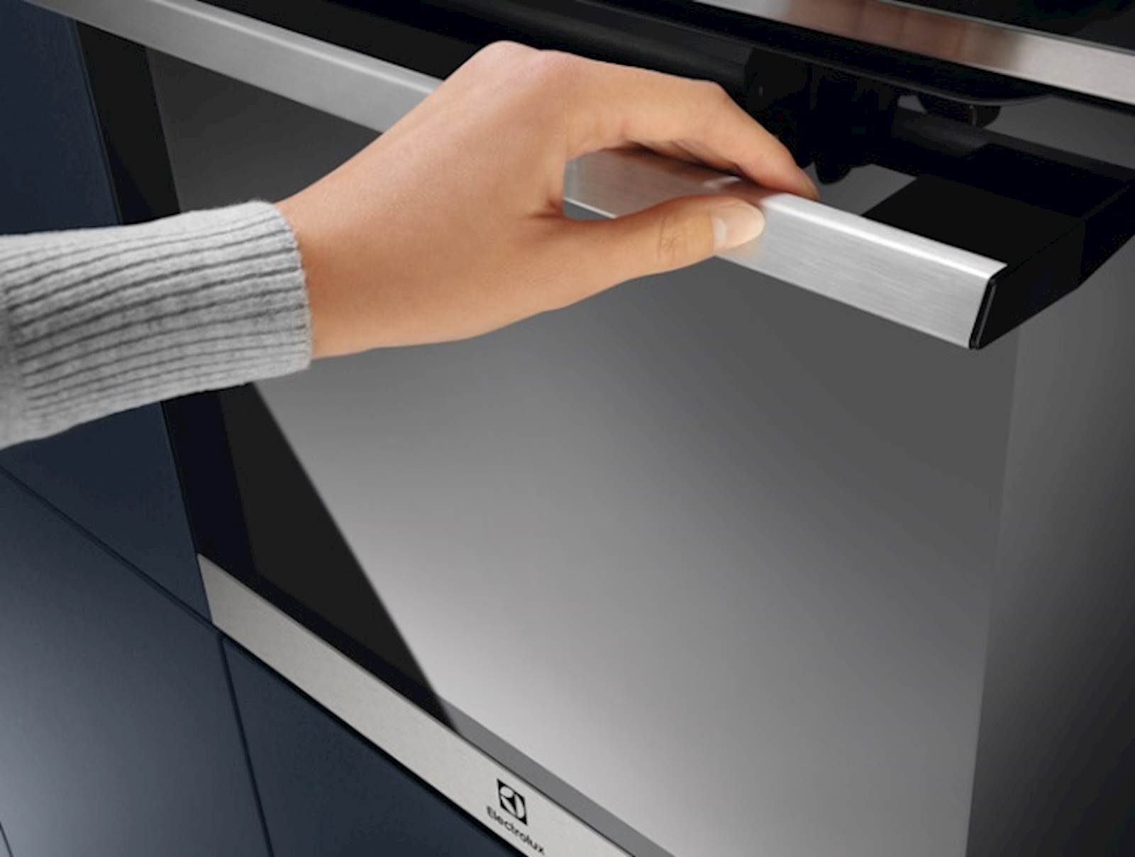Električna pećnica Electrolux EOF6P70X