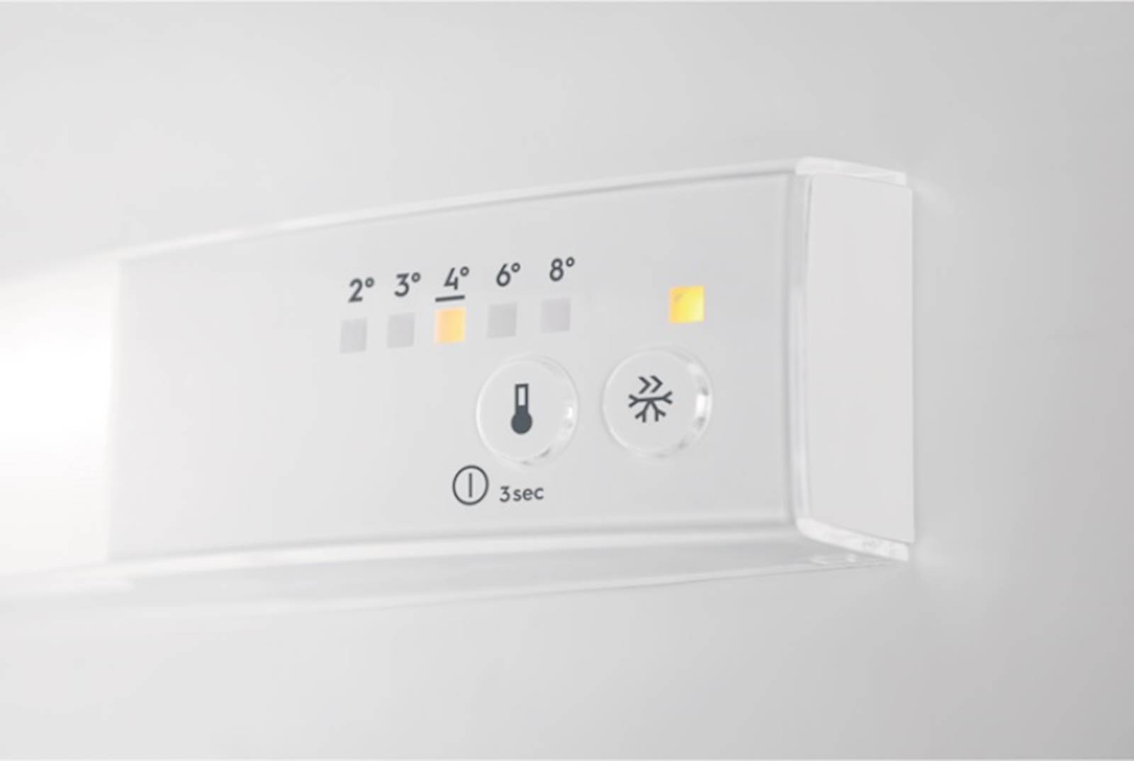 Frižider Electrolux sa zamrzivačem ENT6NE18S
