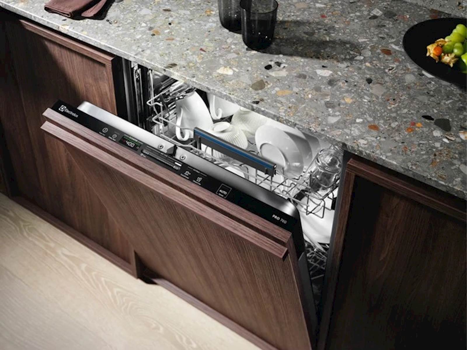 Ugradbena mašina za suđe Electrolux EES47310L