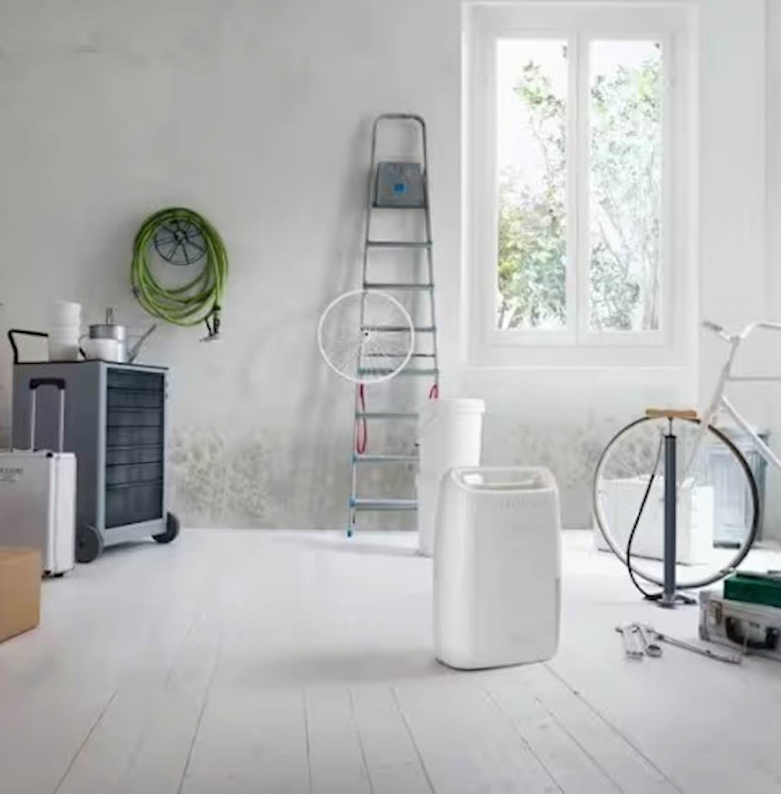 Odvaživač zraka DELONGHI DEX210SF