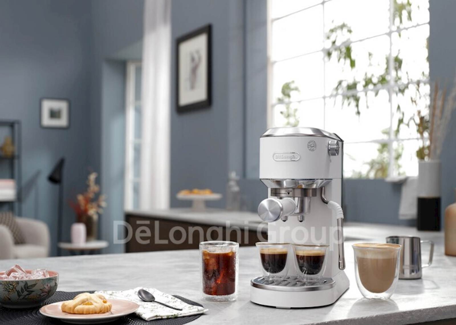Aparat za kafu DELONGHI EC890.WI DEDICA