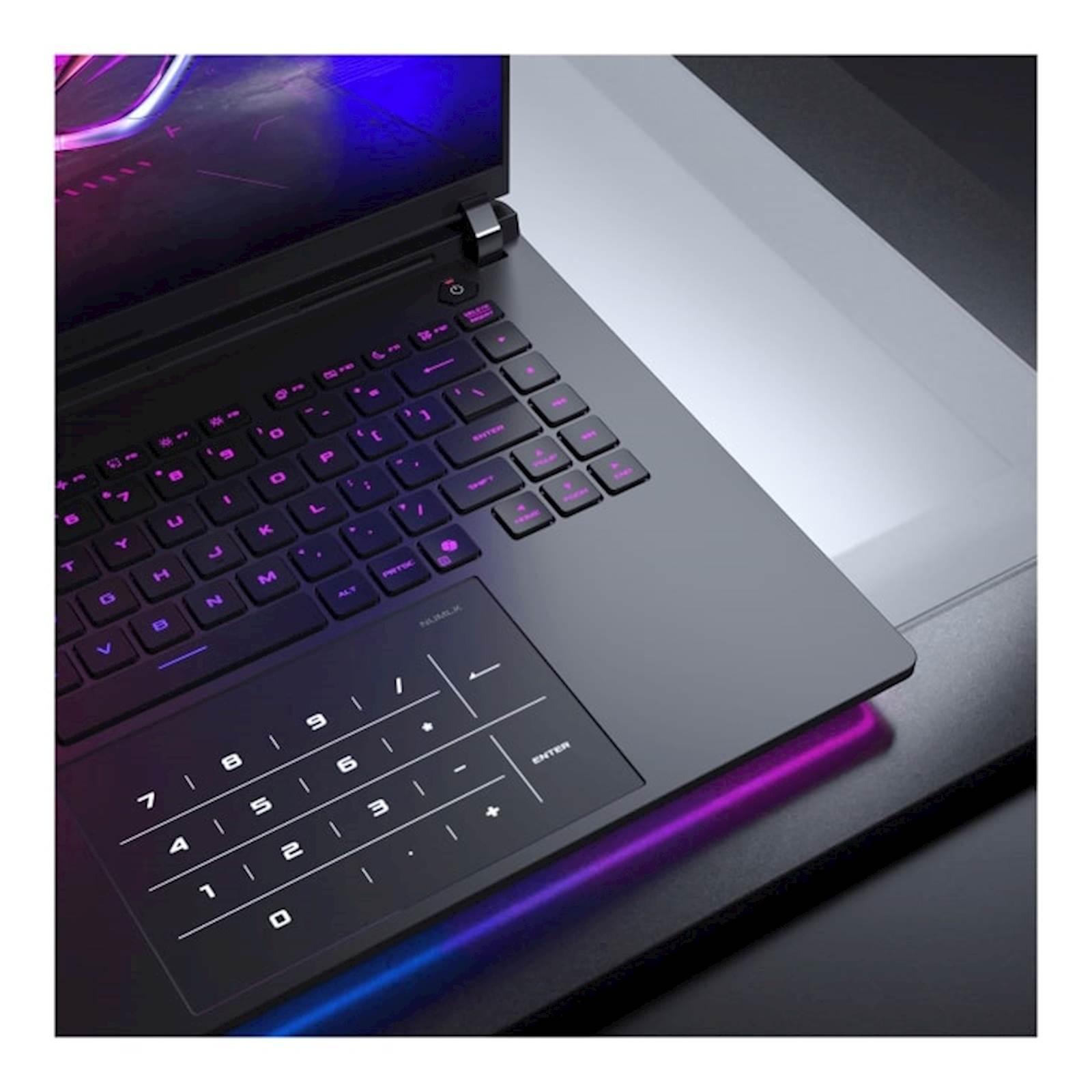 Laptop ASUS ROG STRIX SCAR 16 G635LW-RW007W 16"2,5K 240Hz U9-275HX 24C/24T 64G DDR5 s2TB RTX5080 16G
