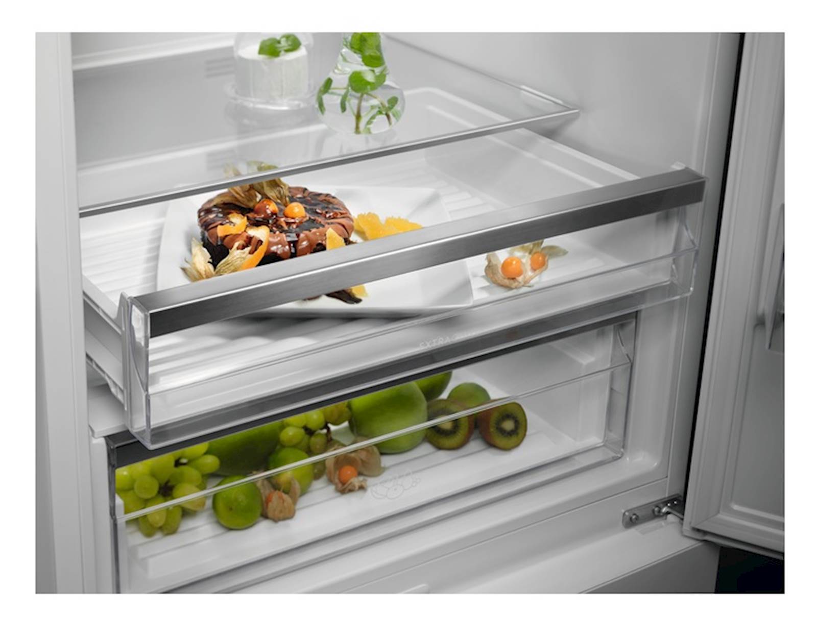 Hladnjak Electrolux 600  LNT6ME46X3