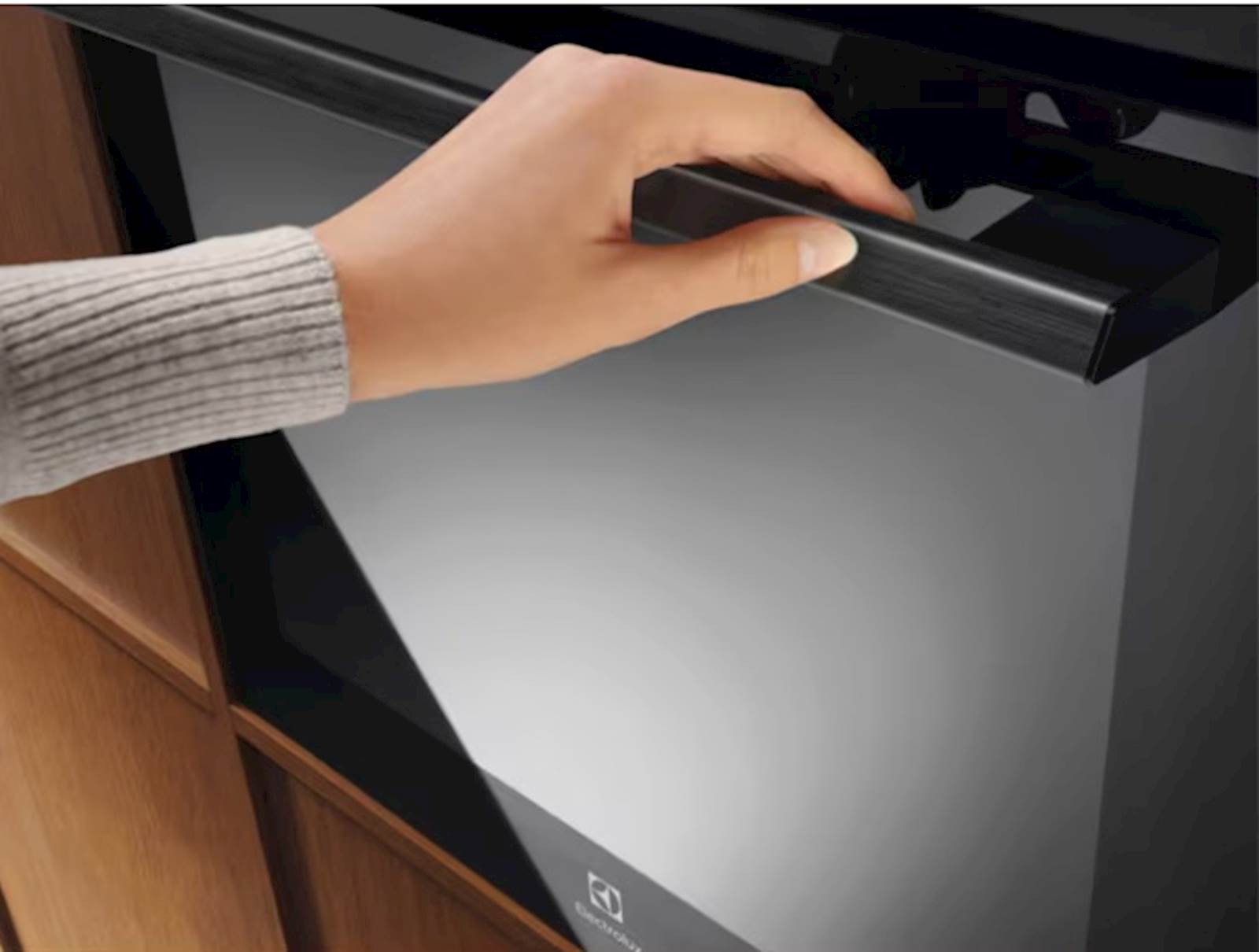 Ugradbena pećnica Electrolux LOE8P38Z