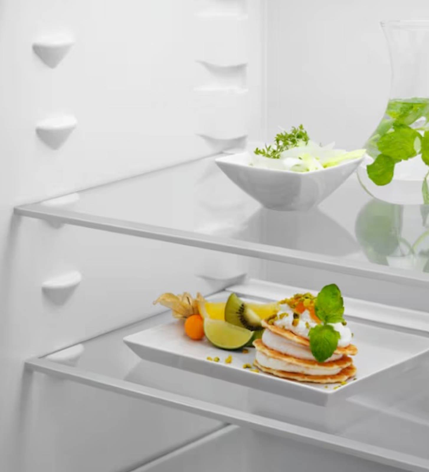 Frižider ELECTROLUX LNA7NE18S