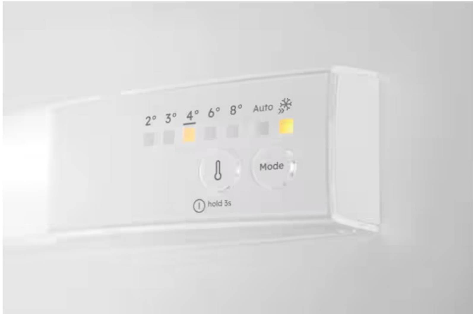 Frižider ELECTROLUXL NA6LE18S